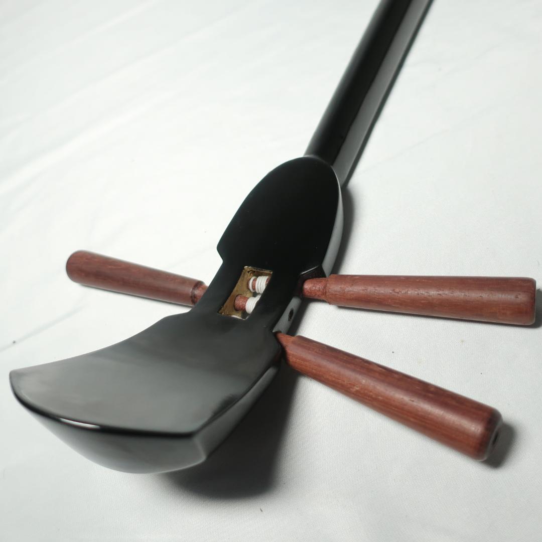 沖縄三線 ケース付 爪 予備弦 付属 和楽器