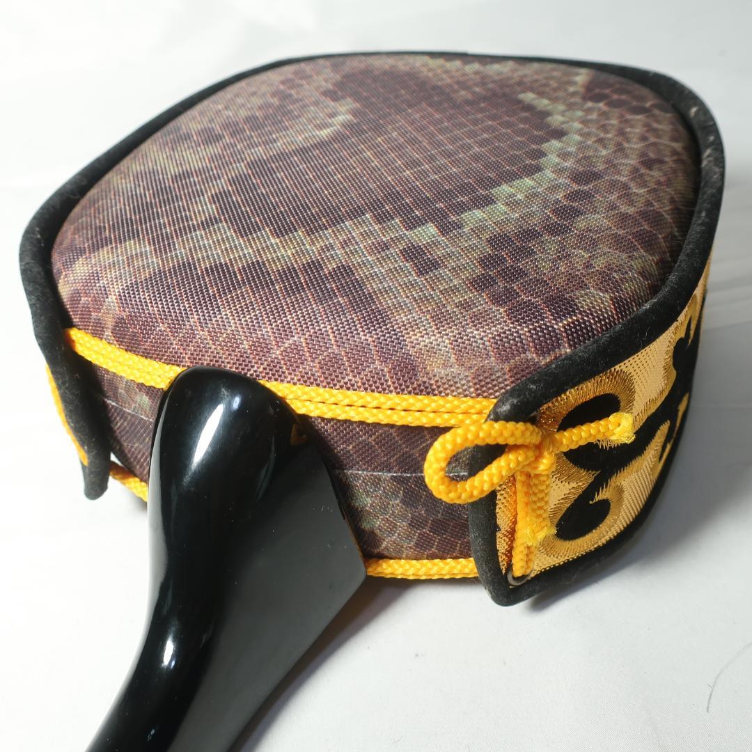 沖縄三線 ケース付 爪 予備弦 付属 和楽器