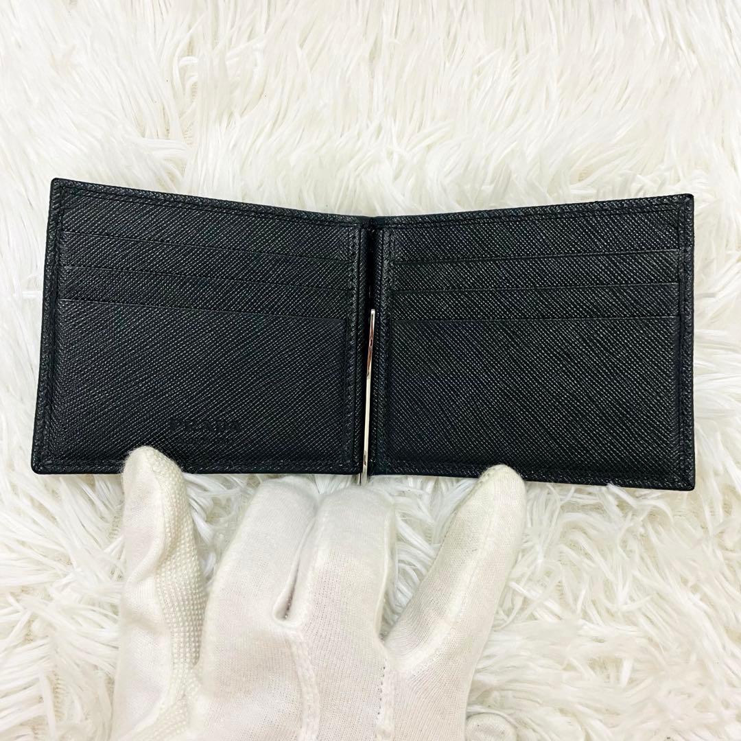 未使用級✨PRADA 二つ折り マネークリップ サフィアーノレザー 黒