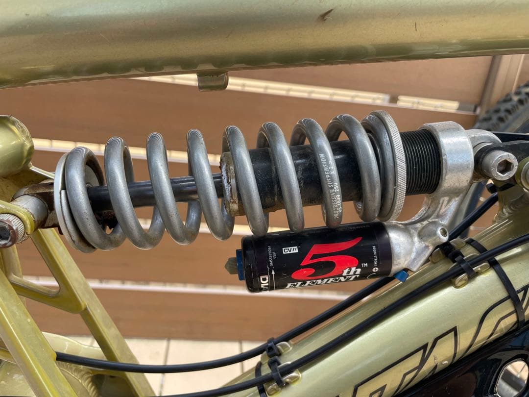 自転車本体 SANTA CRUZ BULLET