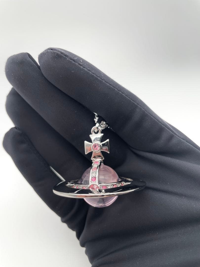 ヴィヴィアン スモールオーブネックレス ピンク