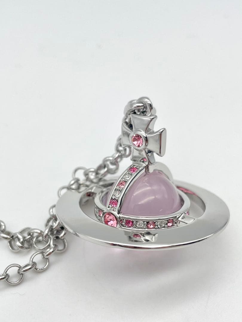 ヴィヴィアン スモールオーブネックレス ピンク