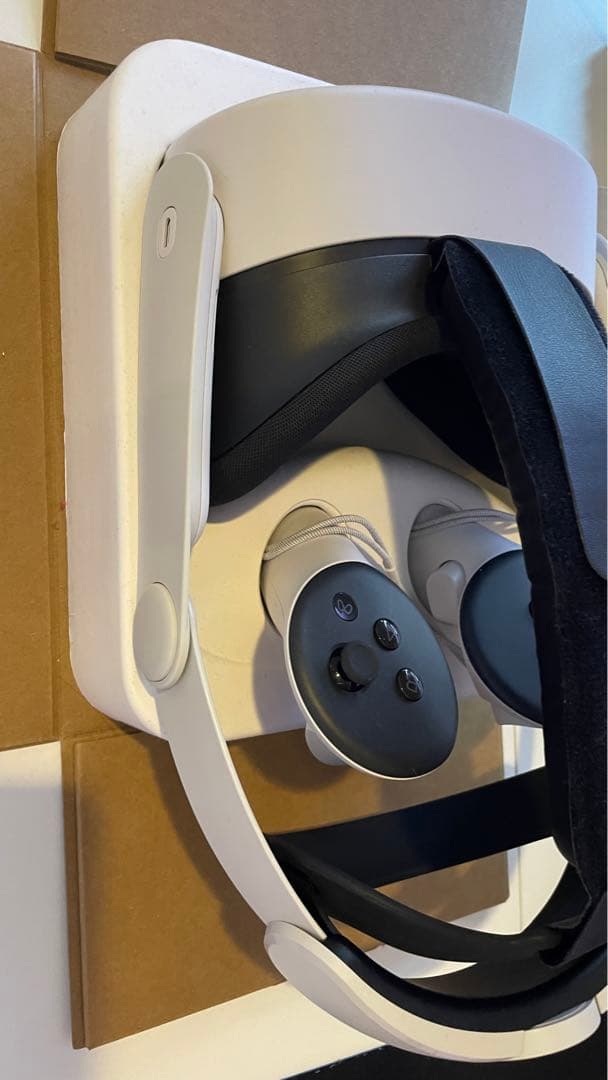 【美品】Quest3s 128GB ヘッドストラップ付き