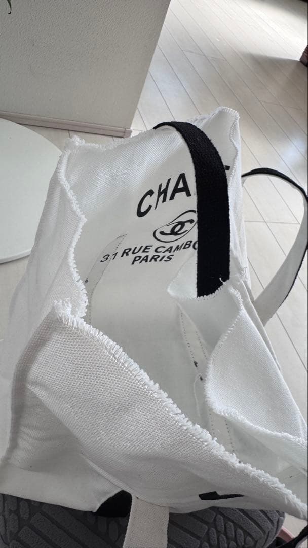 CHANEL キャンバストートバッグ ホワイト