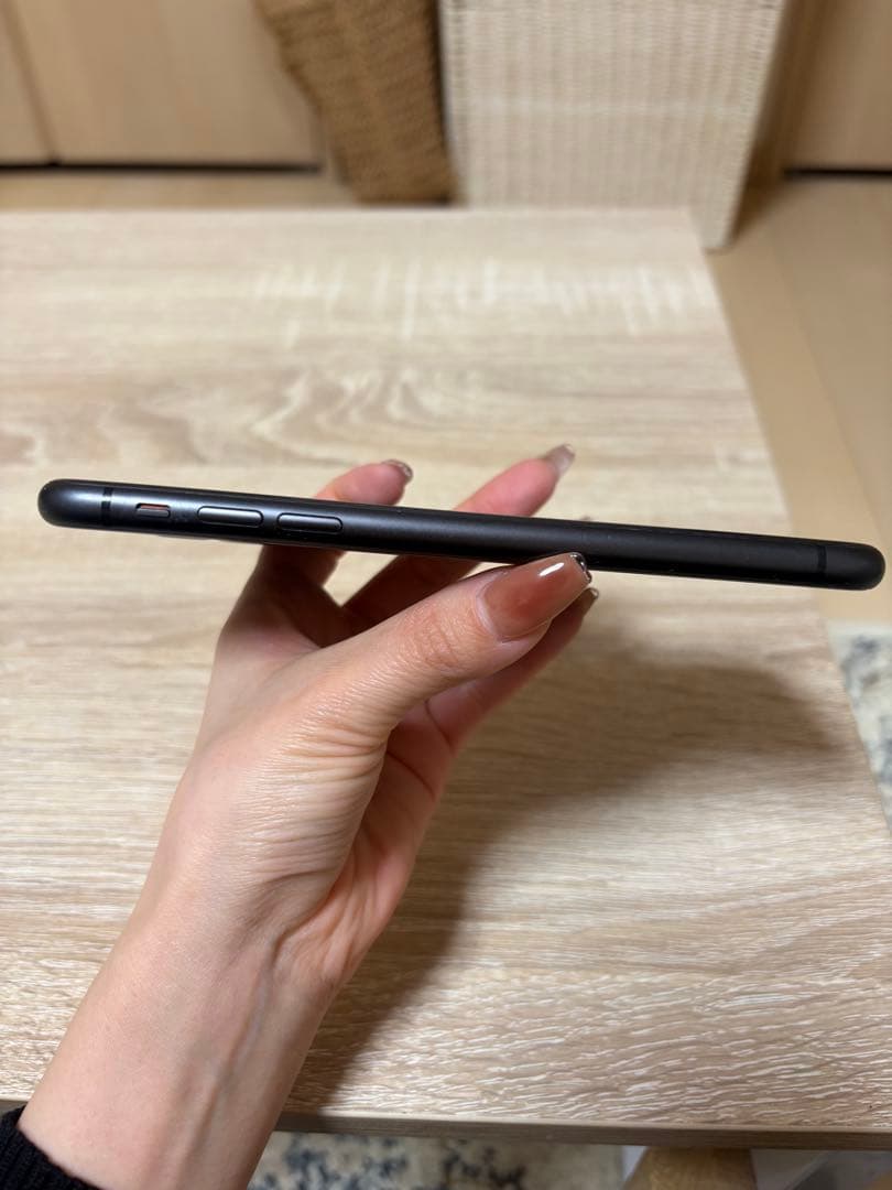 iPhone 11 64GB ブラック SIMフリー