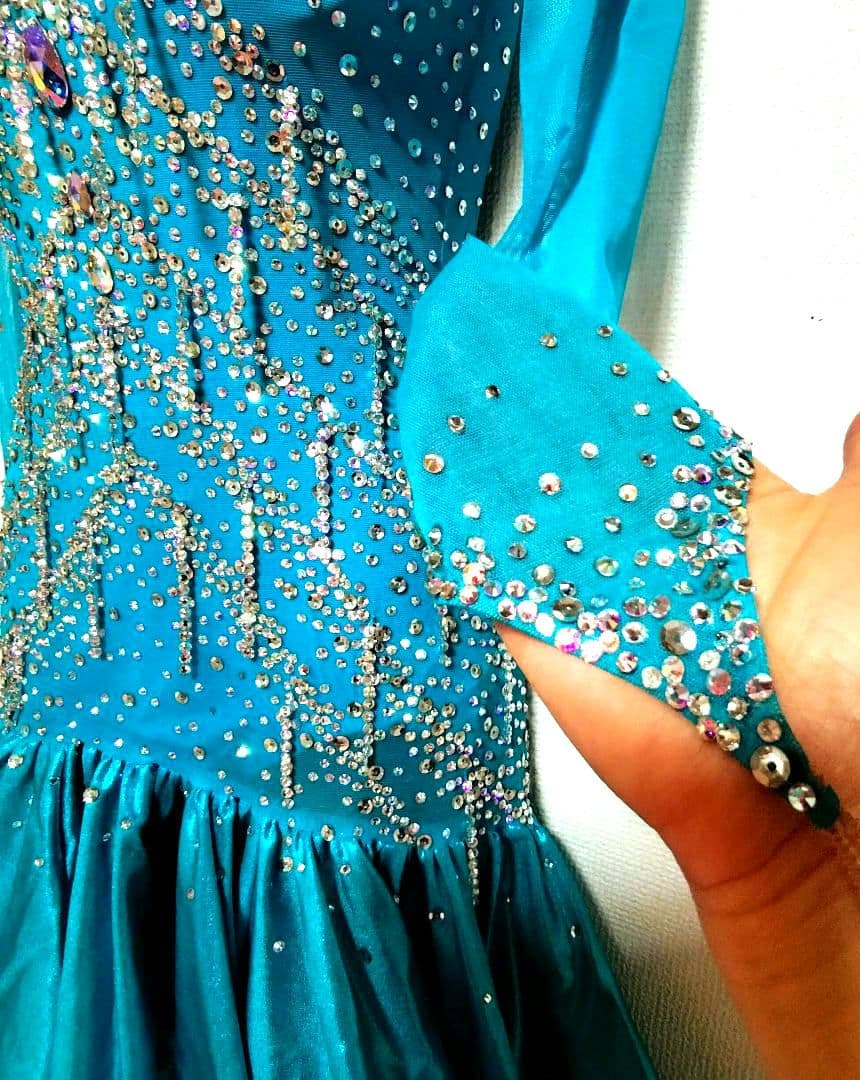 社交ダンス♡ジャンティ　ラテンドレス　ターコイズブルー　競技　デモ