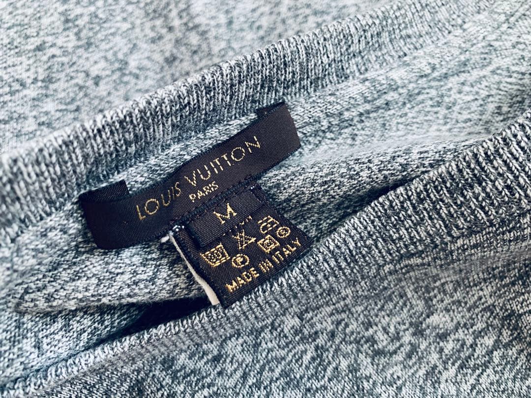 LOUIS VUITTON ルイヴィトン ロンT 刺繍付き 長袖 Tシャツ