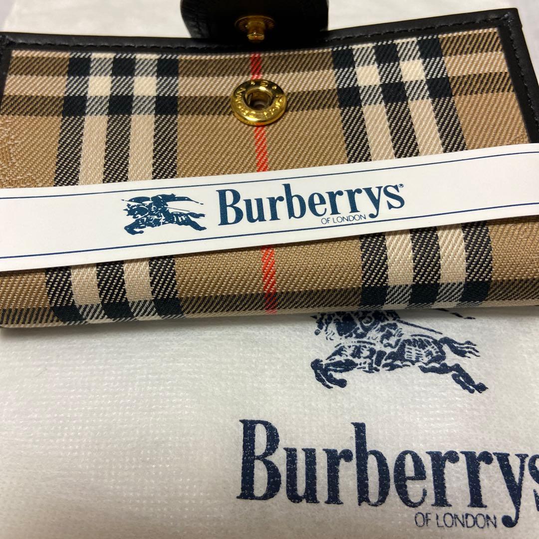 【未使用】バーバリーBURBERRY 4連キーケース 送料込み