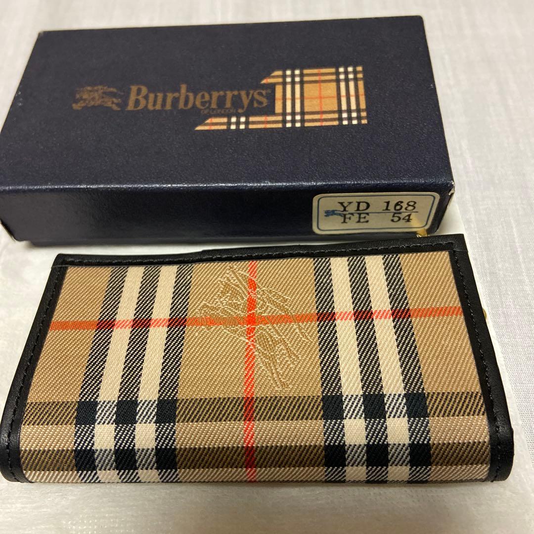 【未使用】バーバリーBURBERRY 4連キーケース 送料込み
