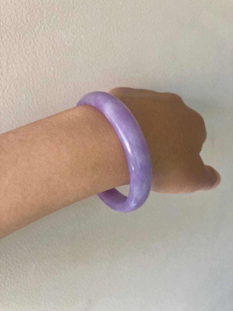 紫翡翠　バングル　ラベンダー　天然石／上品⭐︎美しい紫色　高貴な色⭐︎
