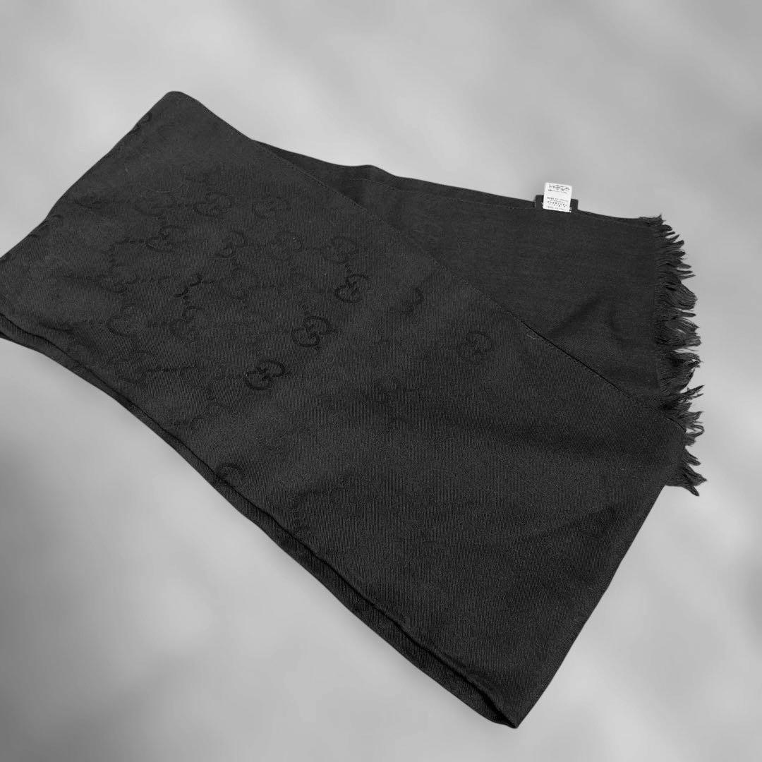 GUCCI メンズロゴ柄マフラー　ブラウン