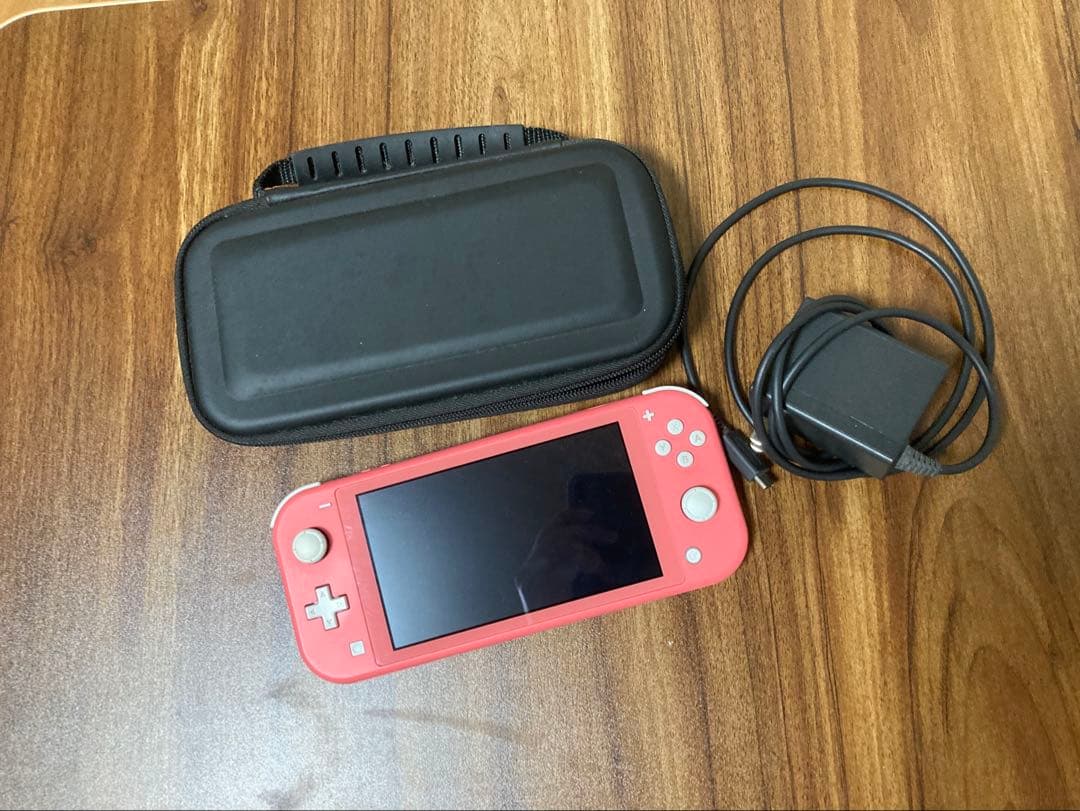 Nintendo Switch Lite ピンク 本体 充電器・ケース付き
