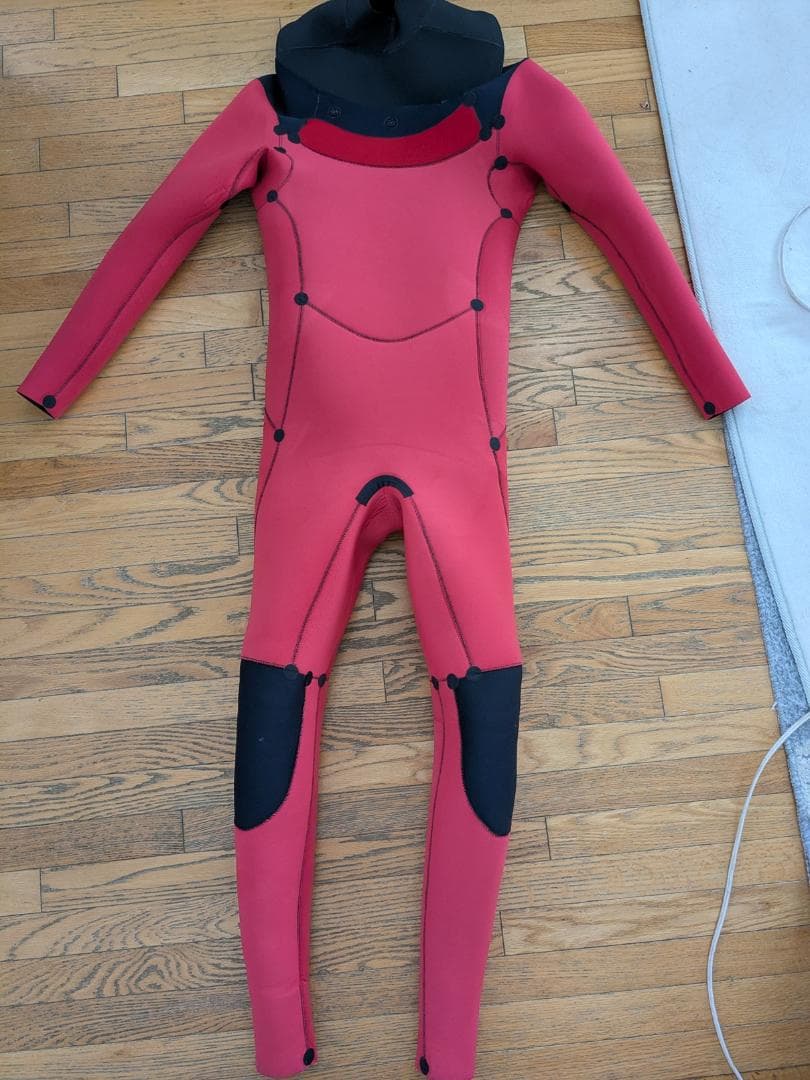 5x3mm セミドライウェットスーツ 高級ノンジップ仕様　日本XL　新品　メンズ