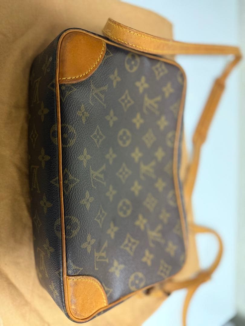 ピ*ア様 Louis Vuitton モノグラム ショルダーバッグ
