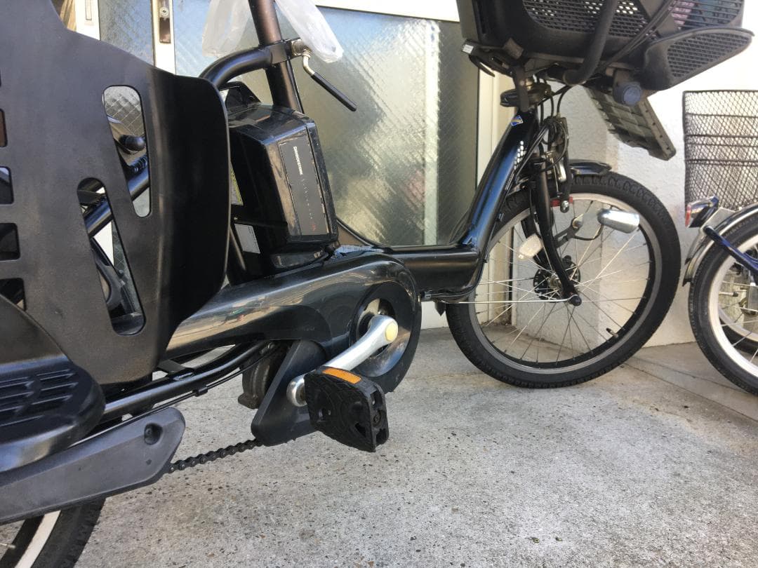 地域限定送料無料　アンジェリーノプティット　12,8AH　黒　神戸市　電動自転車