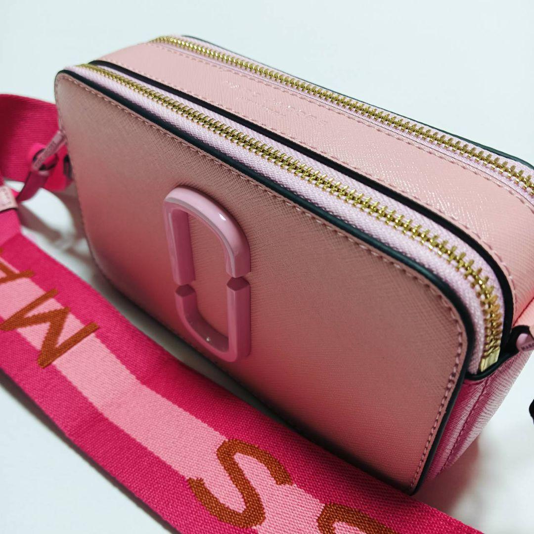 n*a様 MARC JACOBS　ピンク ショルダーバッグ ジッパー付き