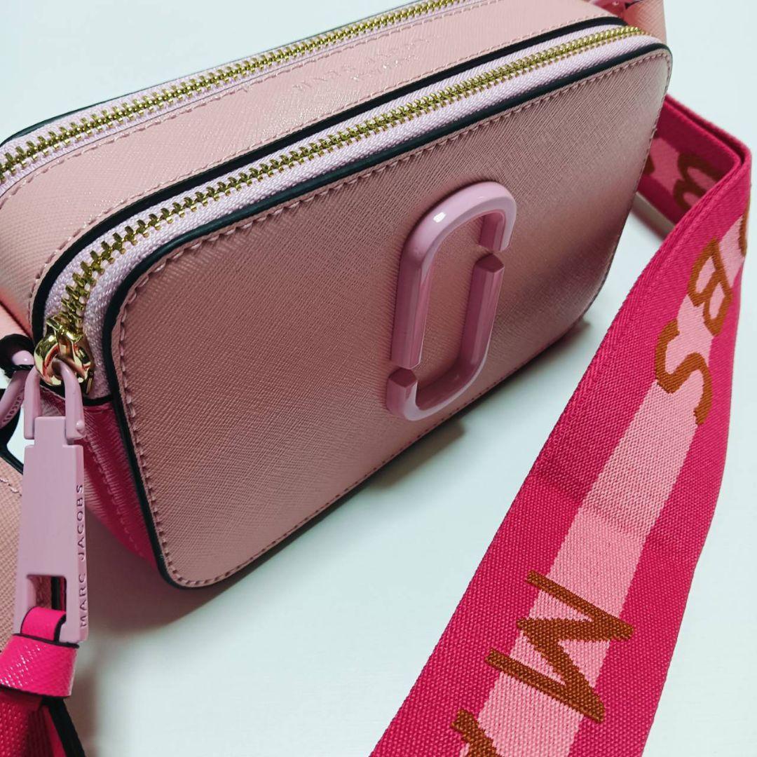 n*a様 MARC JACOBS　ピンク ショルダーバッグ ジッパー付き