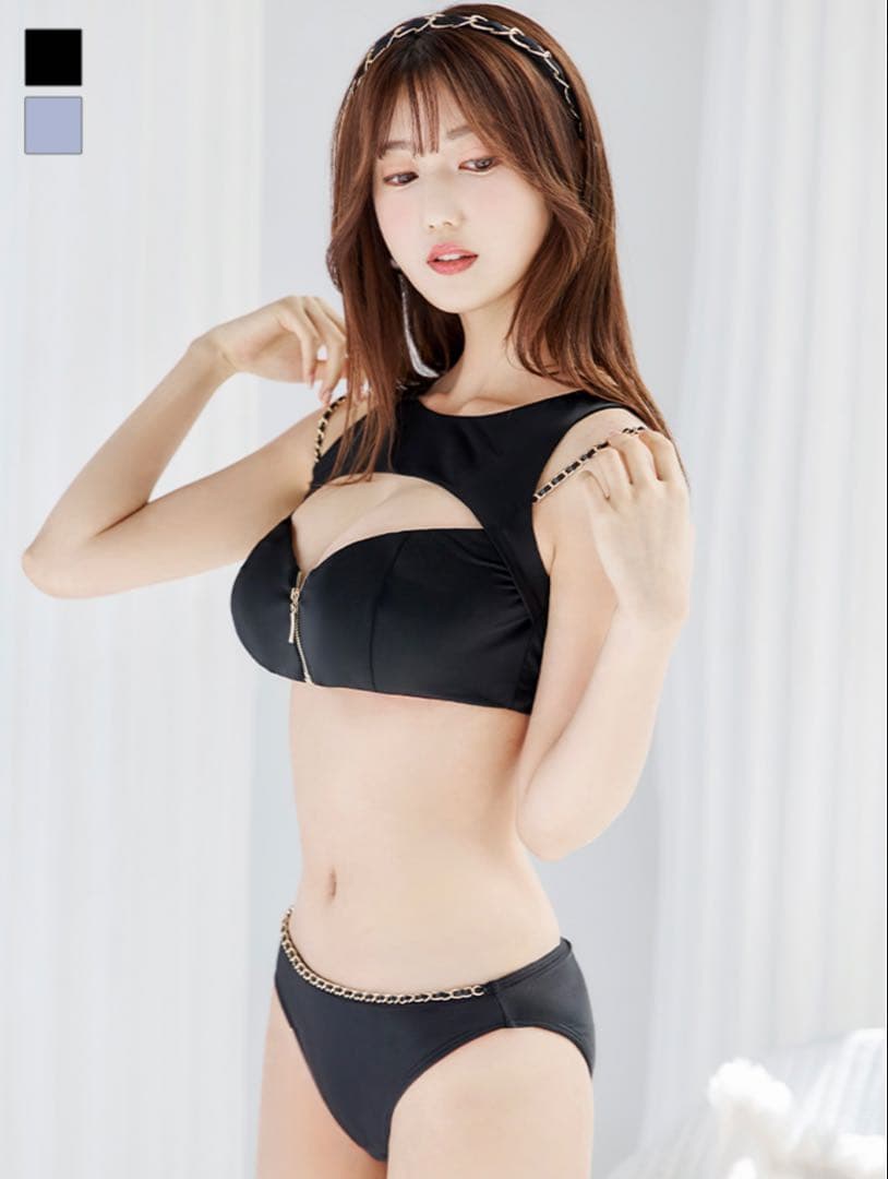 バストオープン＆ジップチェーンビキニ