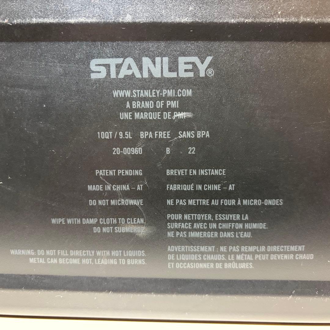 人気色ブラック！スタンレー クラシックランチボックス 9.5L ※内部金具欠品