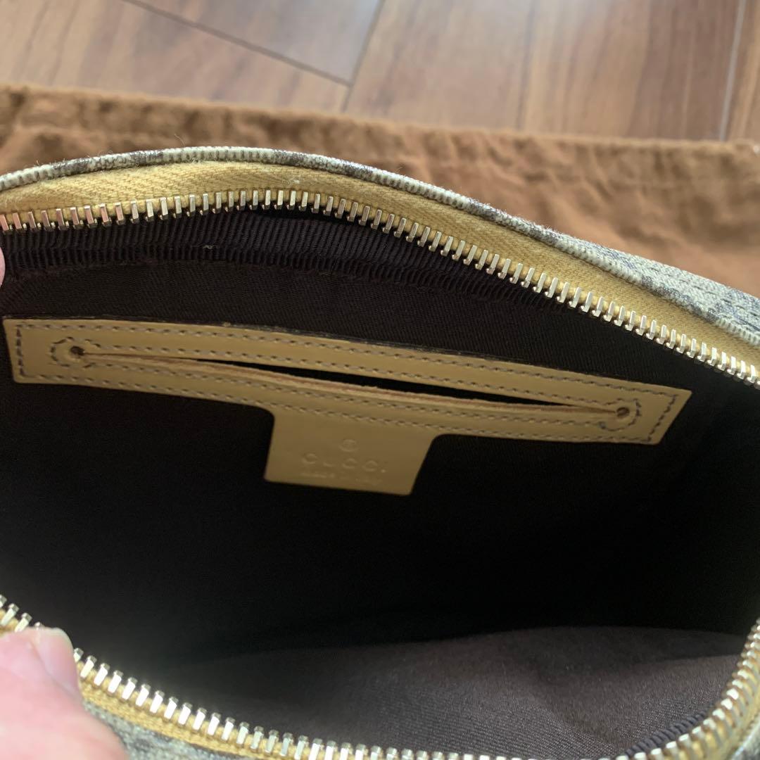 GUCCIショルダーバック