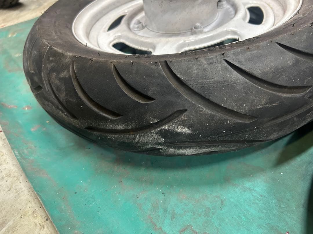 エイプ50ホイール　土曜日限定値下げ！