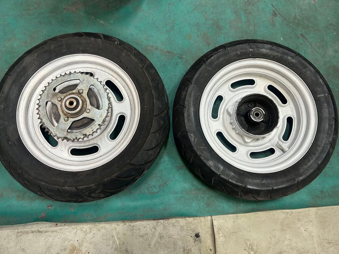 エイプ50ホイール　土曜日限定値下げ！