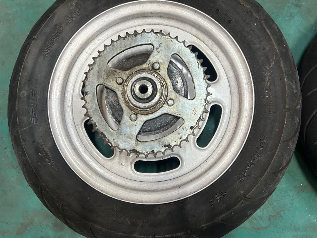 エイプ50ホイール　土曜日限定値下げ！