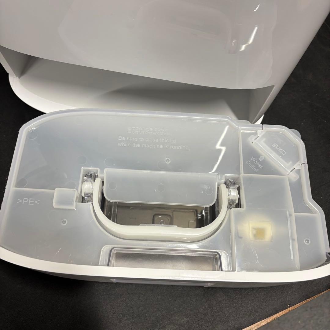 845　極美品　パナソニック　衣類乾燥除湿機　デシカント方式　14畳対応　綺麗