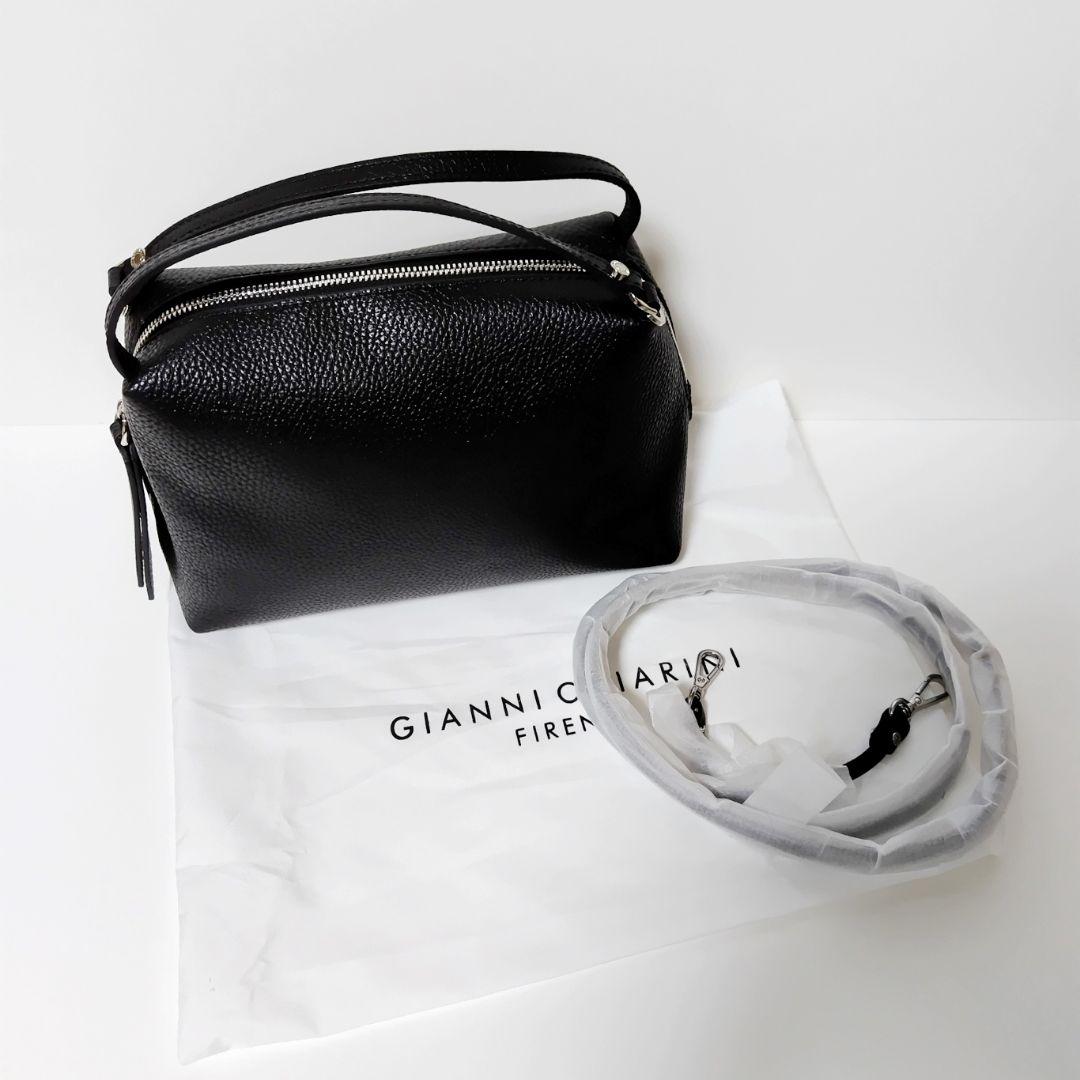 美品★ジャンニキアリーニ アリファM 2WAYショルダーバッグ ハンドバッグ 黒