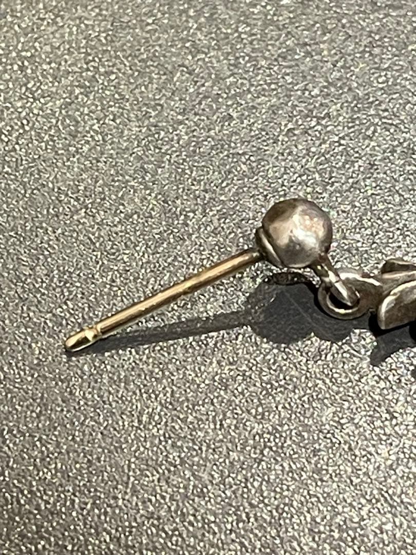 Chrome Hearts クロムハーツ タイニーE ピアス