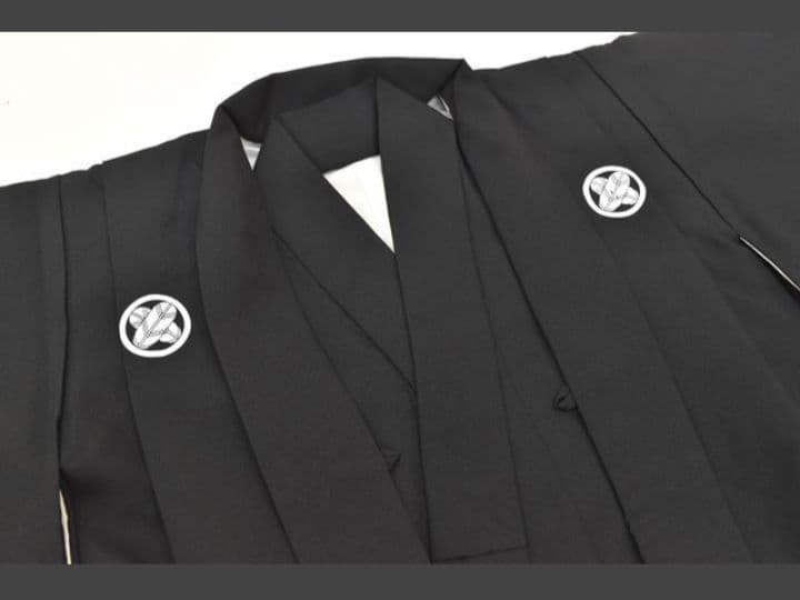 スポットセール‼️【七五三3～5歳用】黒紋付袴セット