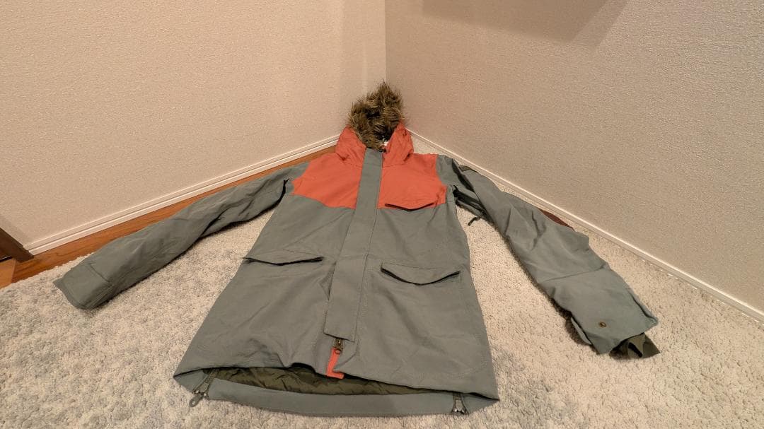 【美品・5回未満】Burton バートン スノボウェア ジャケット レディースS