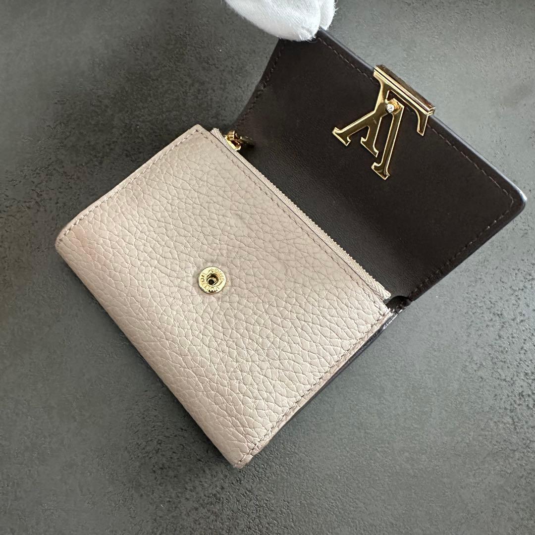 ルイヴィトン ポルトフォイユ カプシーヌ XS ガレ 三つ折り財布 ベージュ