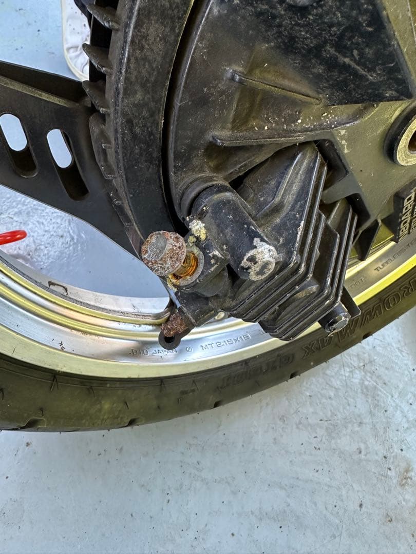 CBX2型前後ホイール