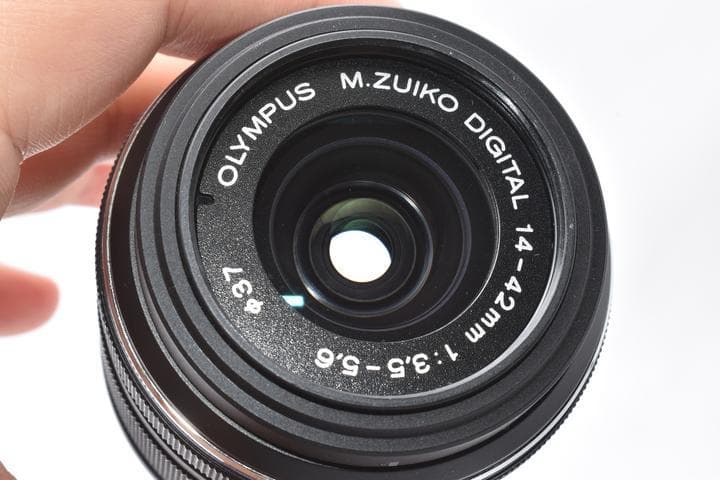 OLYMPUS M.ZUIKO 14-42mm ii R ブラック