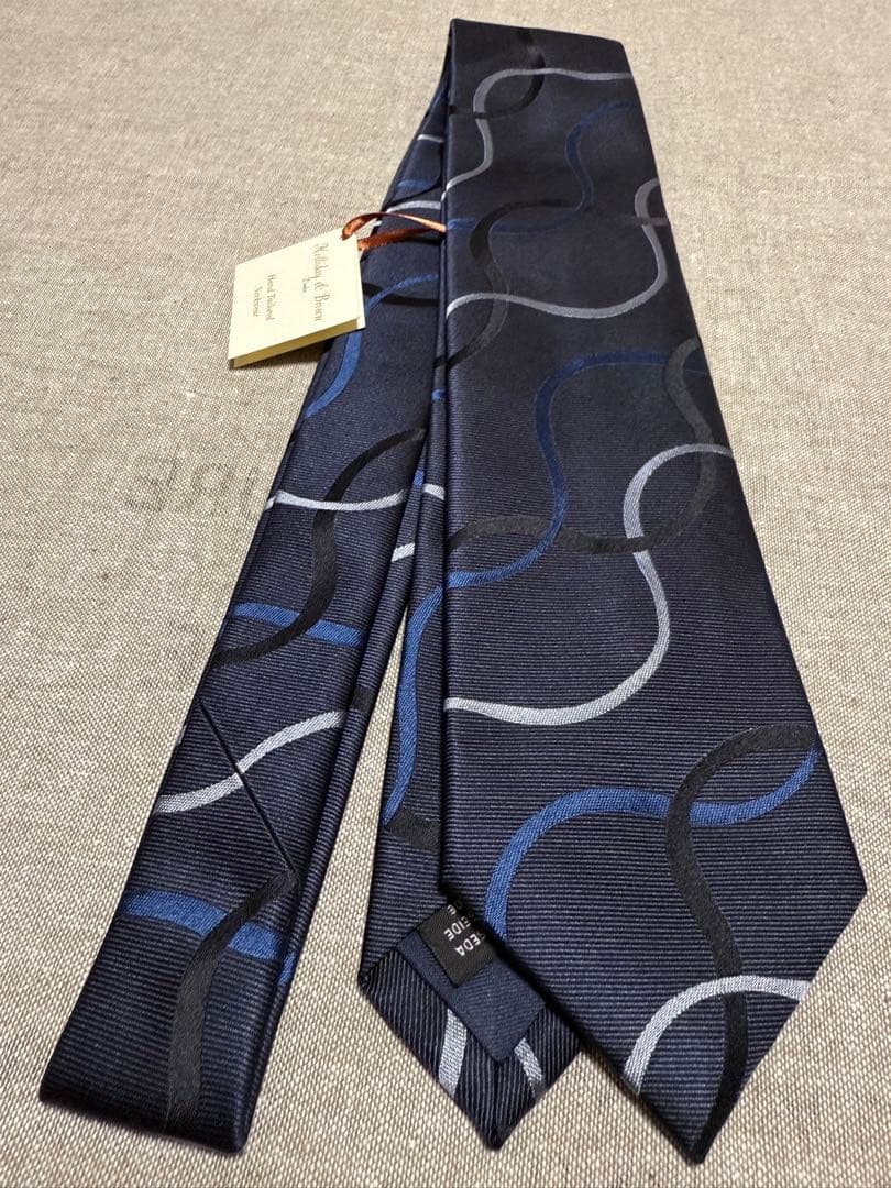 【新品】Holliday & Brown／WAVEジャガードタイ／ネイビー
