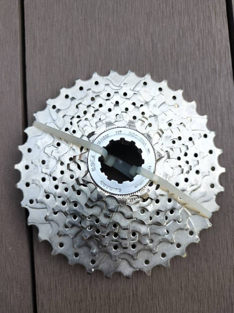 Shimano Claris R2000 2×8s FSAクランク