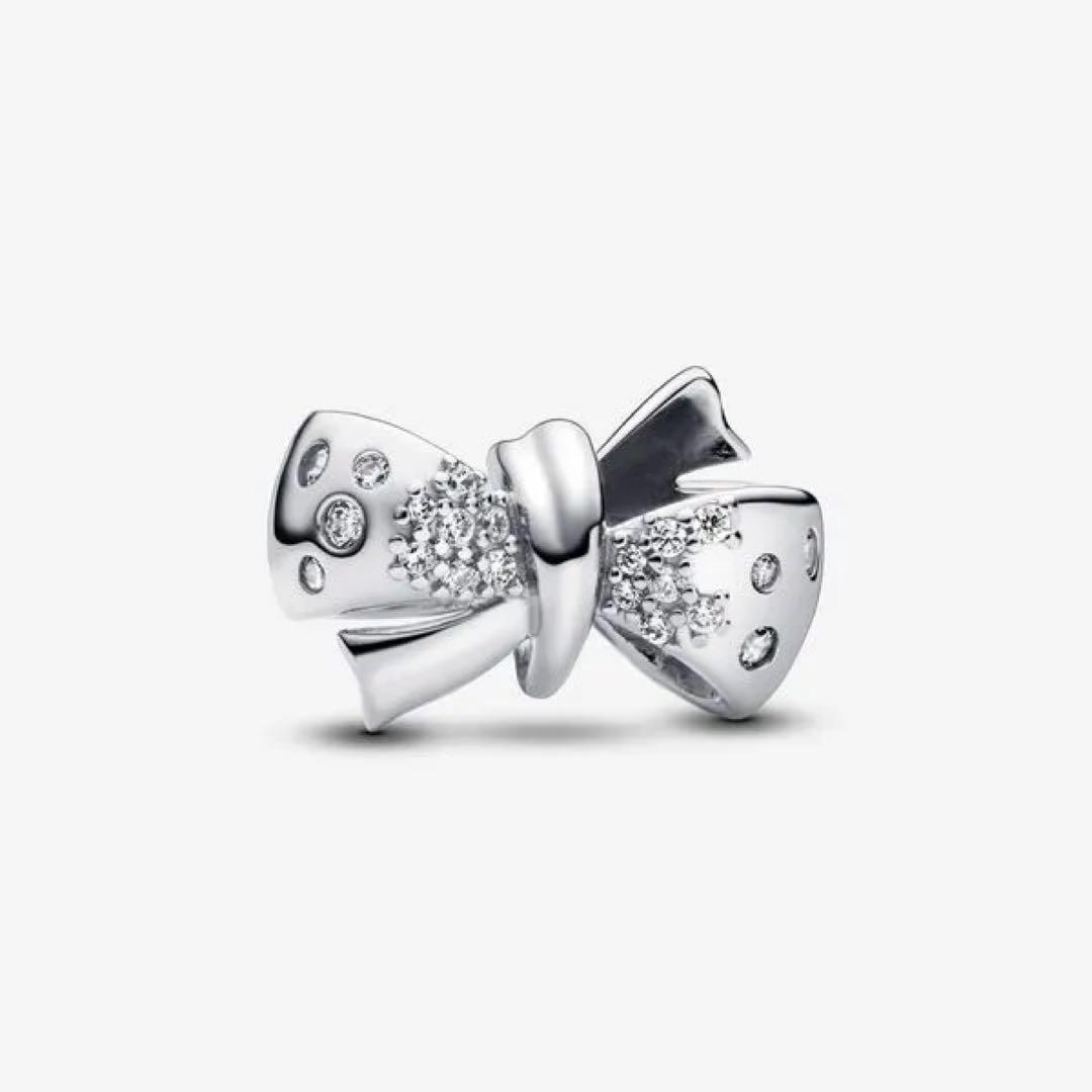 【新品未使用】Pandora スパークリング ボウ チャーム 箱付き 正規品