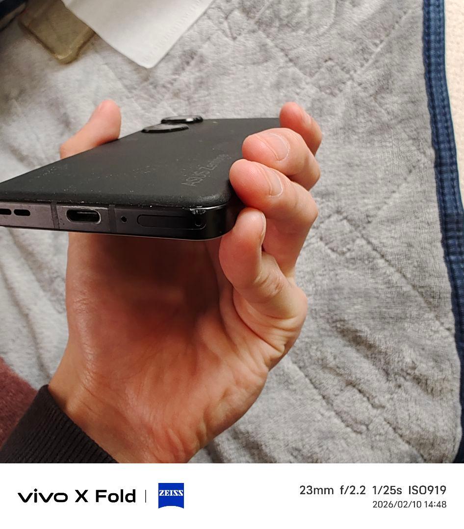 M*y様 ZenFone9 8/256 SIMフリー カメラ不良