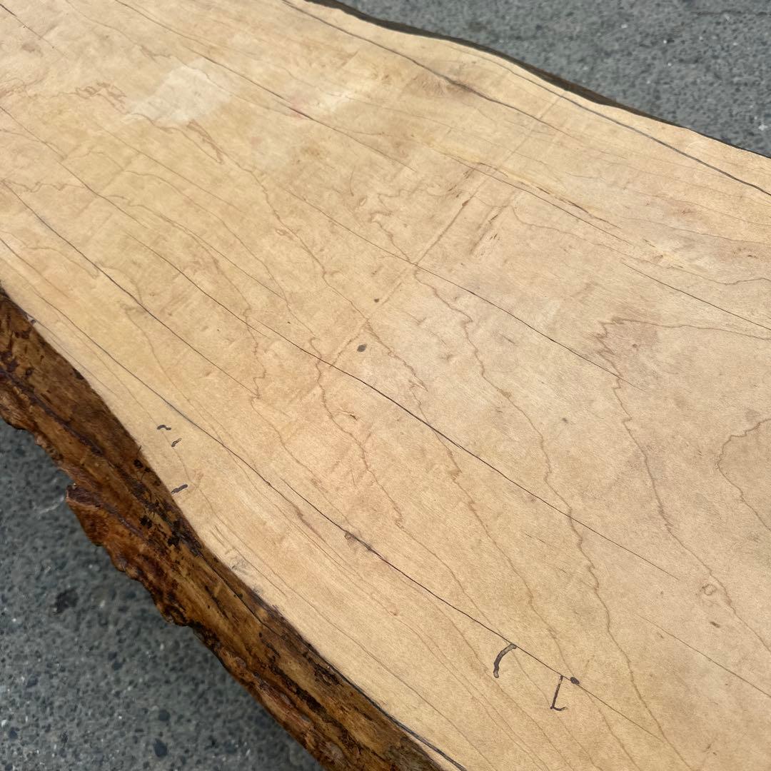 一枚板　テーブル　無垢　アイアン脚　ベンチ　ローテーブル　耳付き　座卓　山小屋