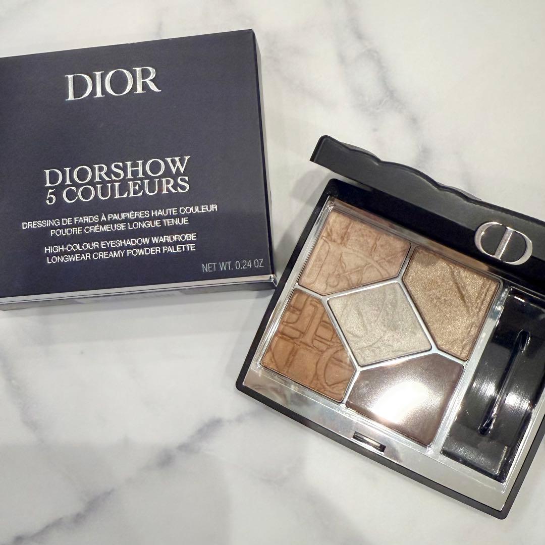 dior サンククルール 557 ブラウンカシミア 、NARS ゴールドダスト