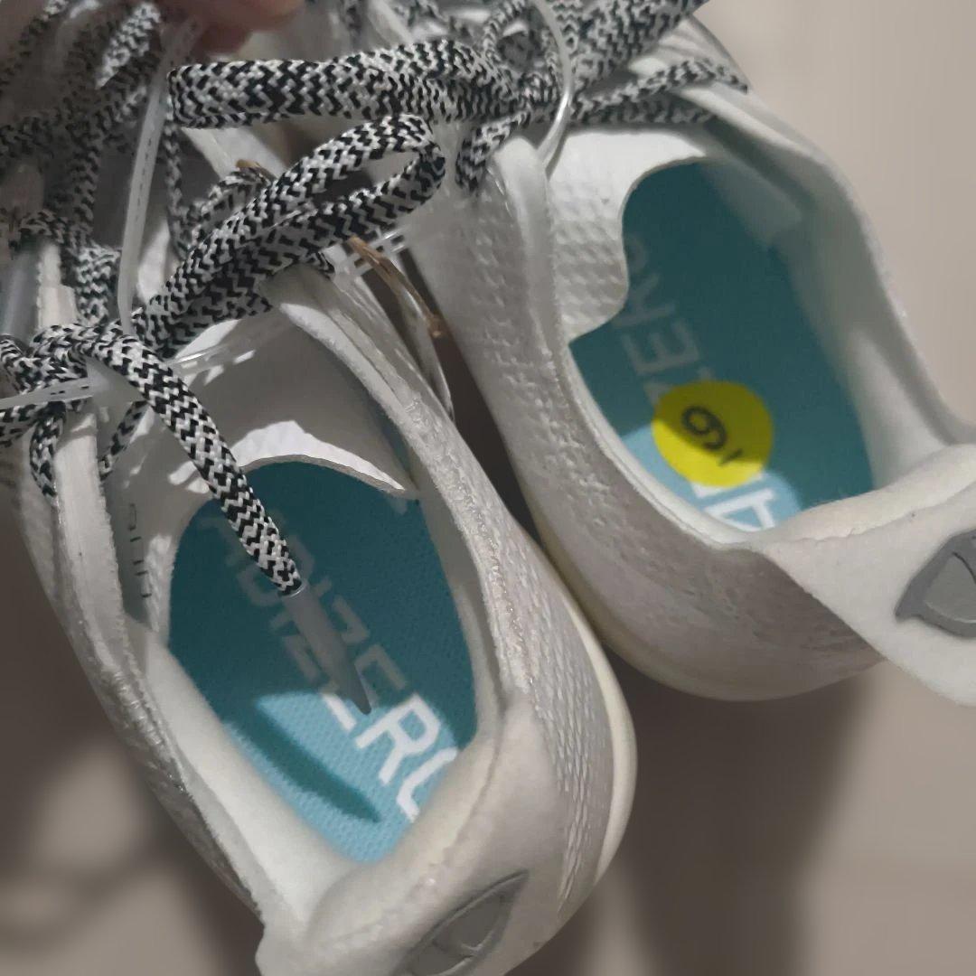 アディゼロエレクトリック　スパイクシューズ　27.0