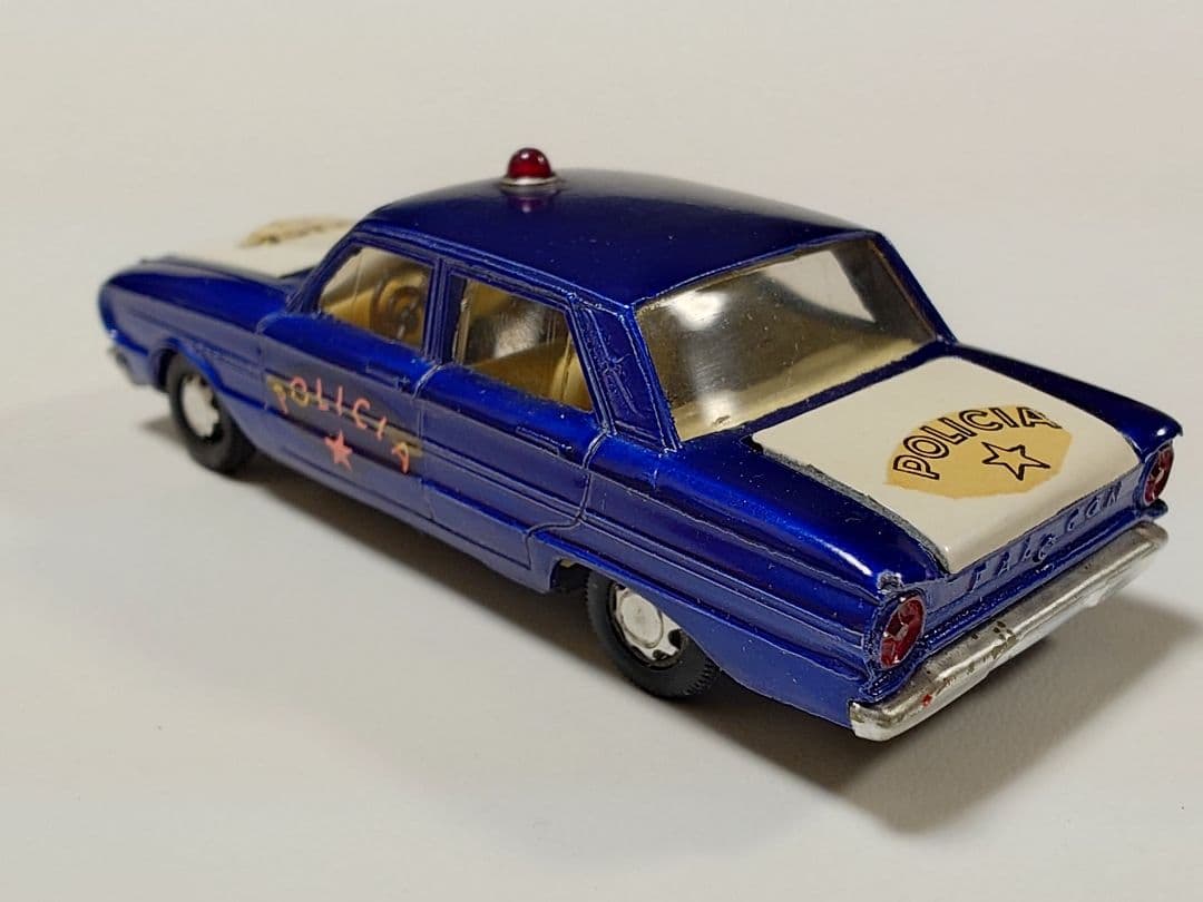 ミニカー BUBY FORD FALCON POLICIA
