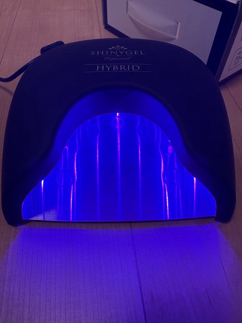 シャイニージェル 36W LEDランプ（ジェルネイル）