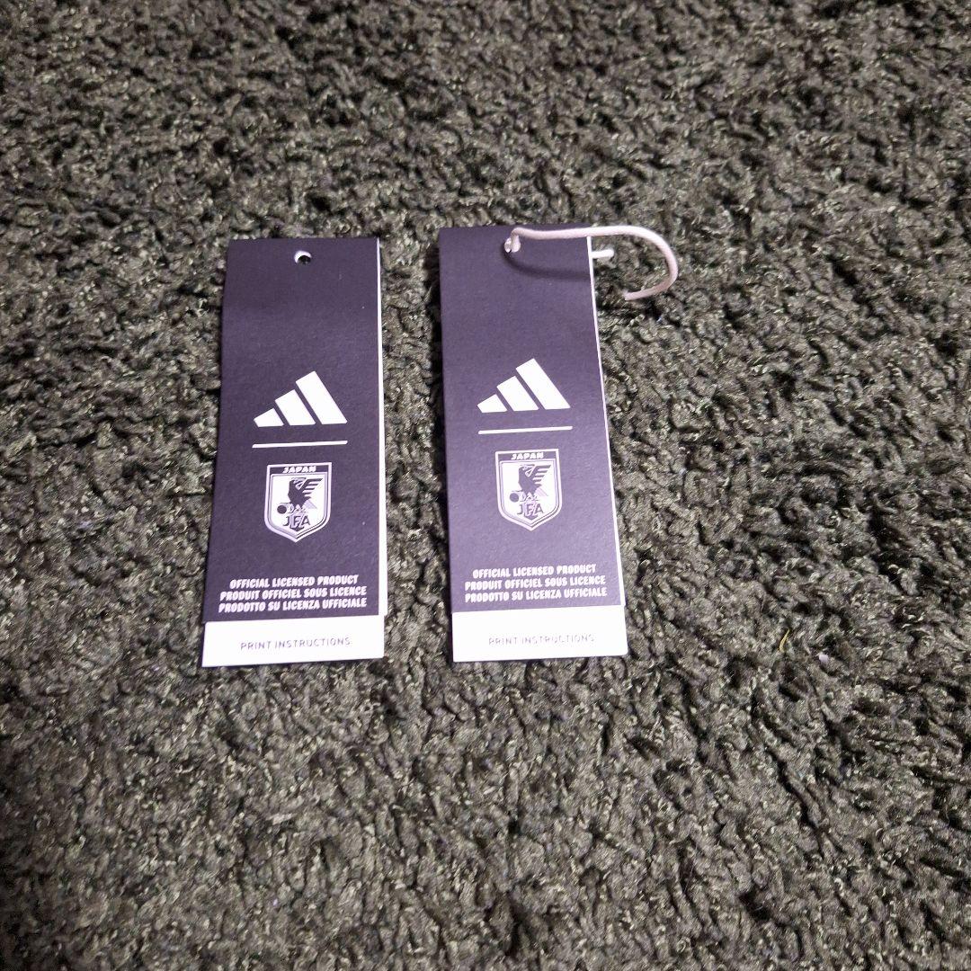 グ*ド様 ほぼ未使用 adidas サッカー日本代表ティロ26トレーニングウェア