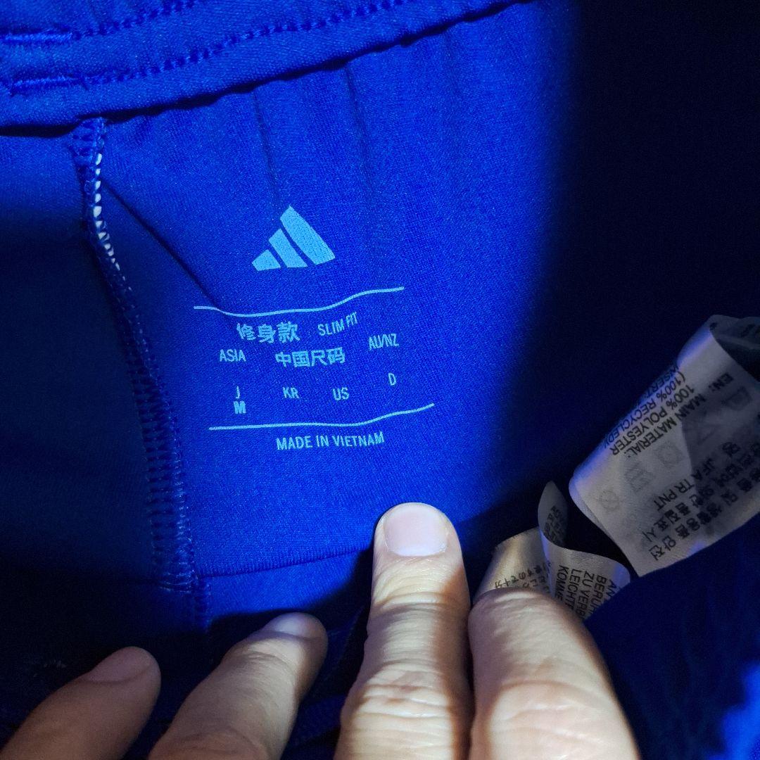 グ*ド様 ほぼ未使用 adidas サッカー日本代表ティロ26トレーニングウェア