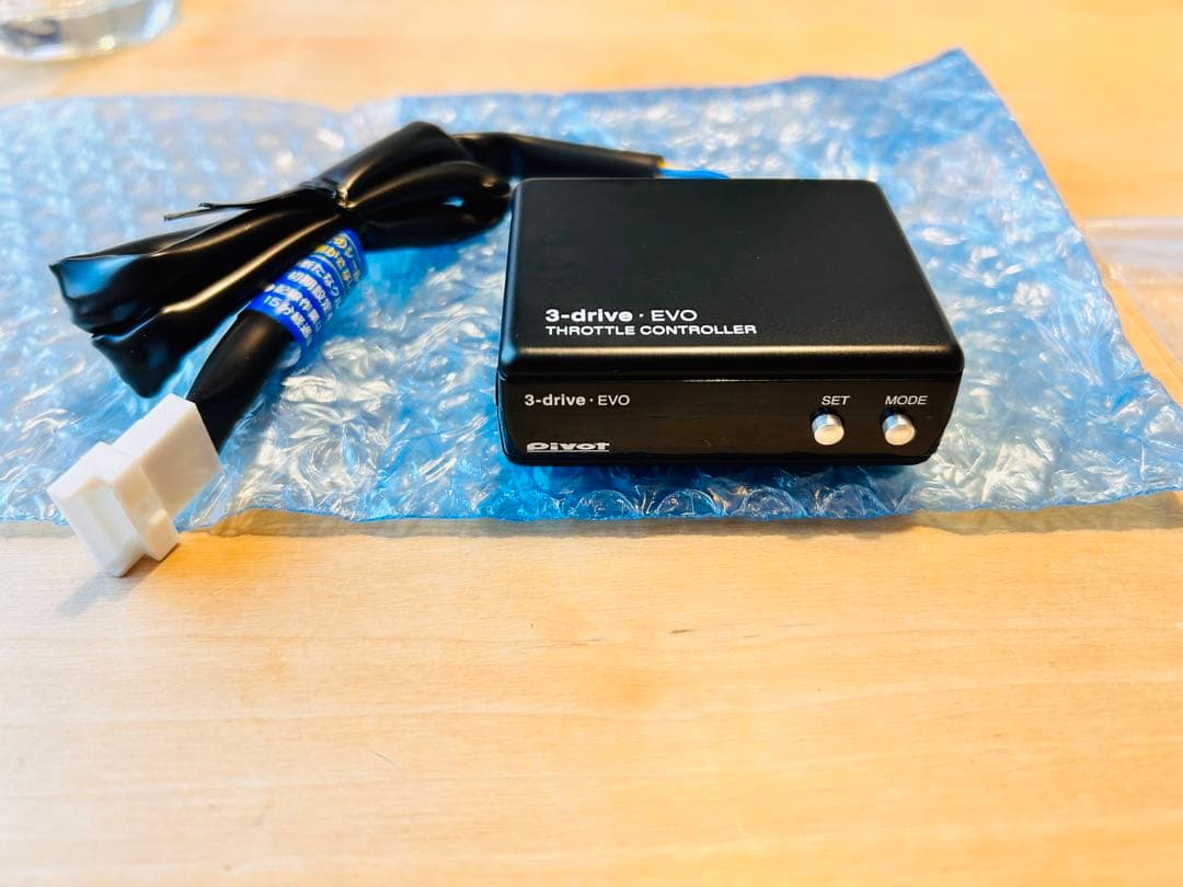 PIVOT スロットルコントローラー、ハーネス・特典付