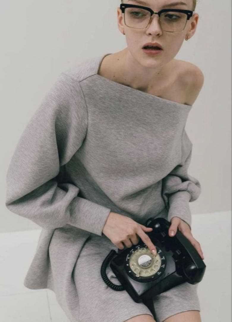 美品 THE TOE MARYLEBONE SWEATSHIRT