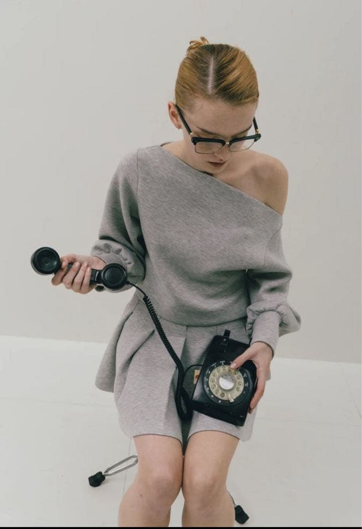 美品 THE TOE MARYLEBONE SWEATSHIRT