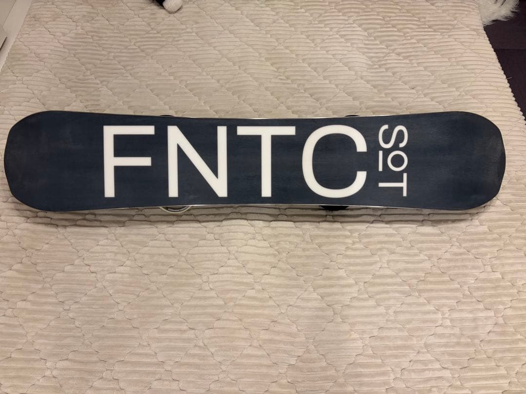 本日特別価格　美品スノーボード3点セット　FNTC &FLUX &RIDE